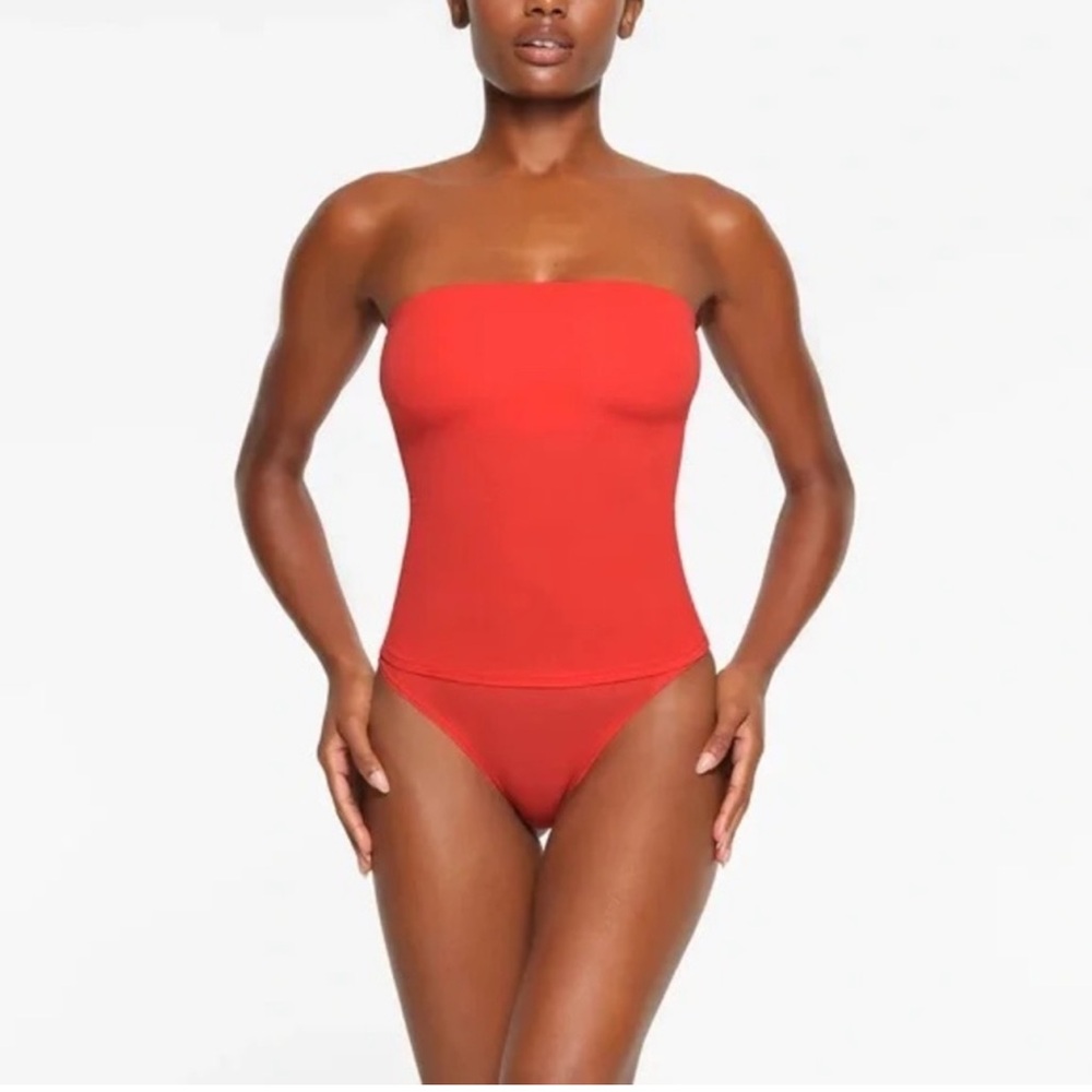 tube top & maxi skirt in poppy - skims fits everybody